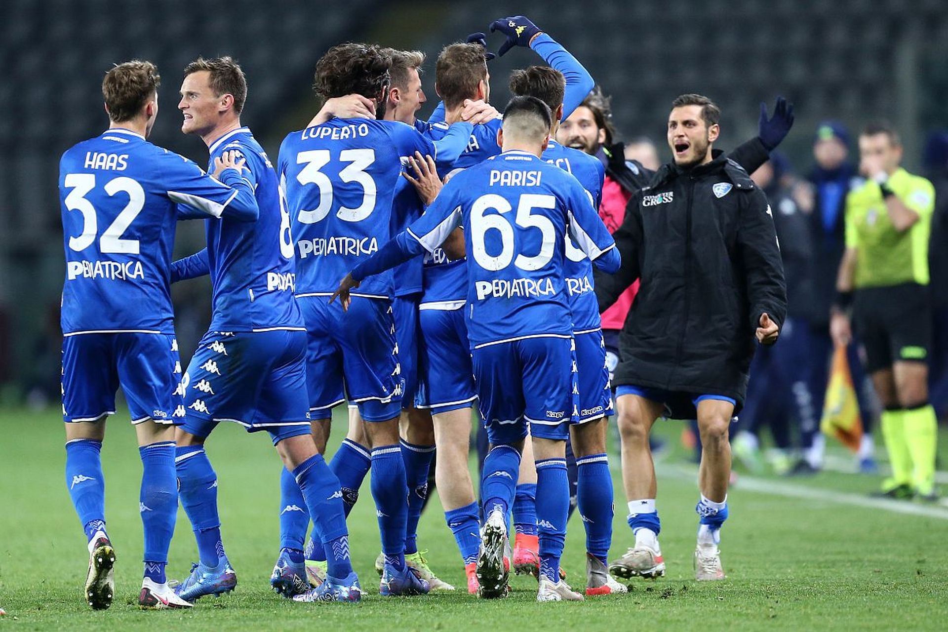 和球迷们额 和球迷们额